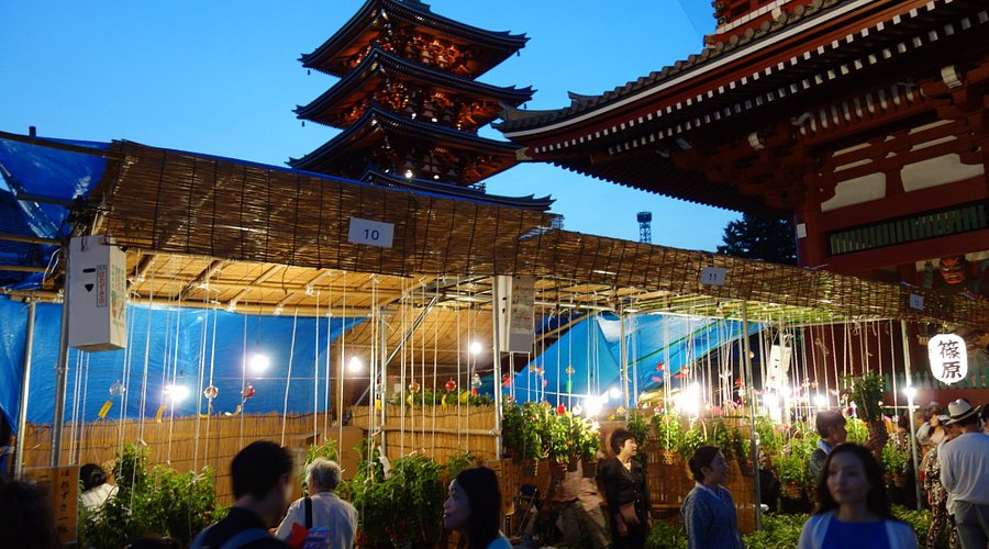 Asakusa: Where Ancient Tokyo Meets the Futuristic Skytree
