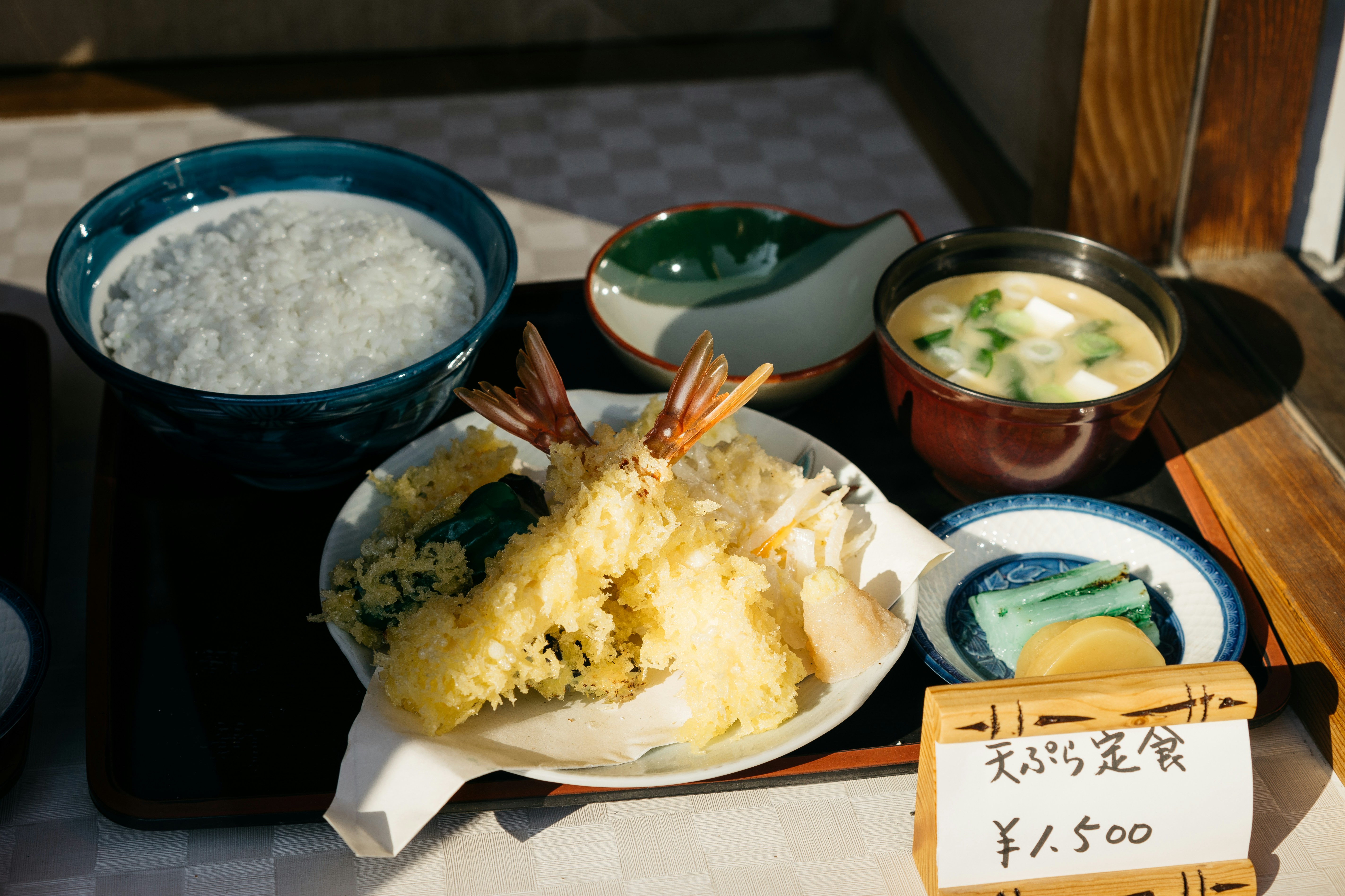 The Long History Behind the Deliciousness of Tempura and Donburi: Popular Dishes Full of Stories